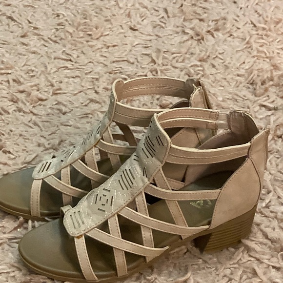 Wedges - Picture 2 of 3